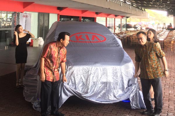 Kia Grand Sedona Diesel. Kia Grand Sedona Diesel Resmi Dipasarkan di Tanah Air, Ini