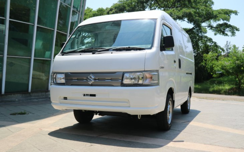 Suzuki New Carry Minibus. Suzuki Hadirkan New Carry Minibus dan Blind Van, Ini Harganya