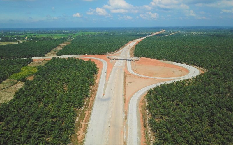 Progres Tol Medan Tebing Tinggi. Konstruksi Tol Kuala Tanjung-Tebing Tinggi-Parapat Capai 63,08