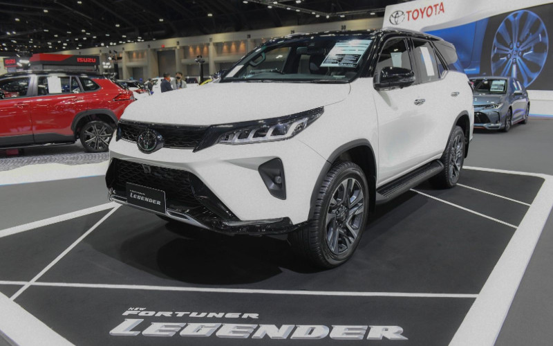 Toyota Fortuner Legender Indonesia. Lantaran Harga, Toyota Enggan Boyong Fortuner Legender ke