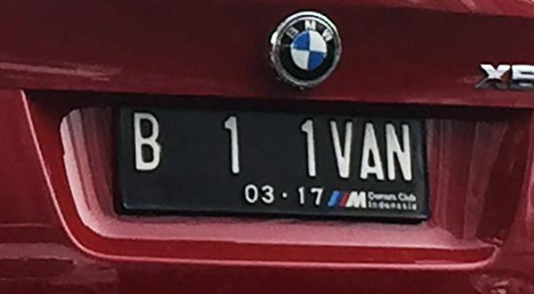 Plat Nomor Tanpa Huruf Belakang. Pengen Punya Plat Nomor Cantik? Ini Biaya yang Harus