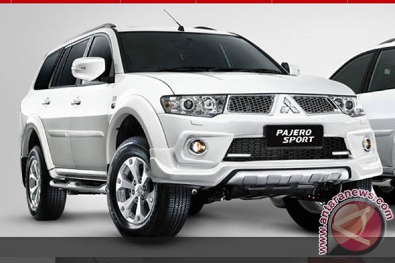 Perbedaan Pajero Sport Dakar Dan Exceed 2013. Mitsubishi luncurkan Pajero Sport Limited Edition