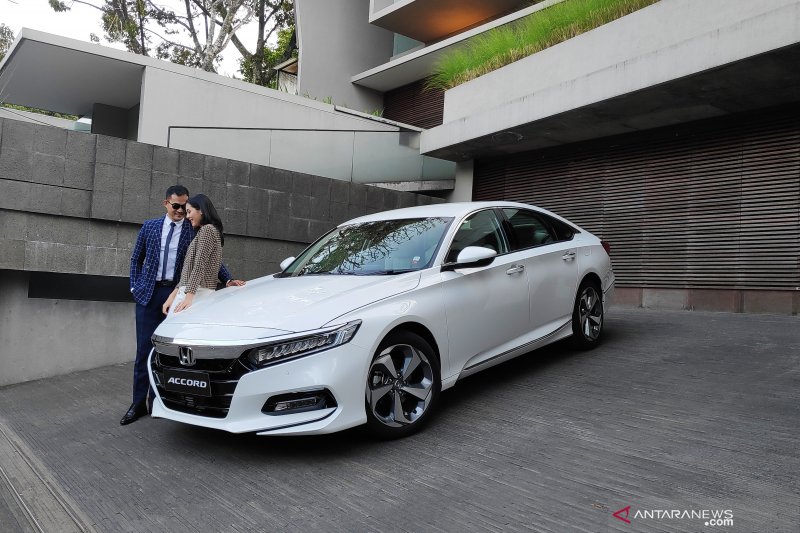 All New Honda Accord. Menguji kenyamanan sedan premium All New Honda Accord