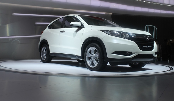 Harga Honda Hrv Keluaran Pertama. Honda HR-V Diperkenalkan, Harga Mulai Rp240 Juta