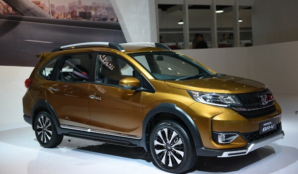 Side Under Spoiler Brv. Wajah Baru Honda BR-V Diluncurkan