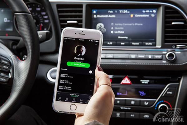 Cara Pasang Kabel Aux Di Ertiga. 5 Cara Terbaik untuk Memainkan Lagu Spotify di Mobil Anda [Terbaru]