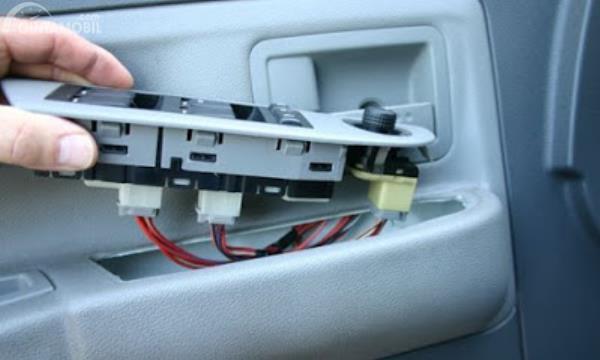 Sekring Power Window Avanza. Power Window Bermasalah, Cek Tiga Hal Ini