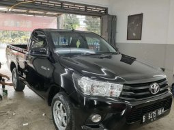 Harga Toyota Hilux Pick Up. Toyota Hilux bekas