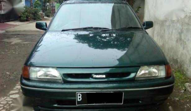 Mobil Warna Hijau Tua Metalik. Mazda Interplay Thn 91 V6 Engine 2500cc warna hijau tua metalik