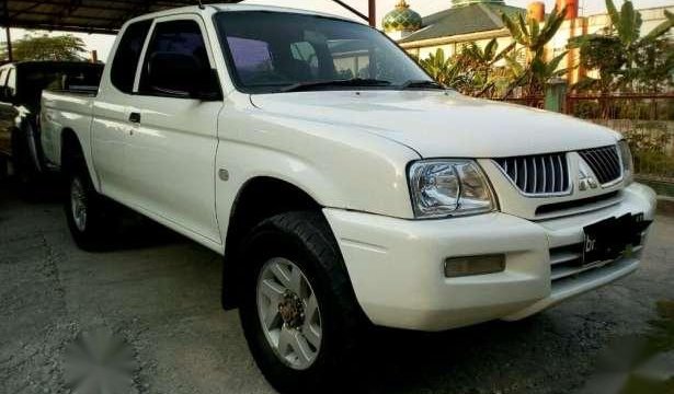 Strada L200 Mega Cabin. Strada L200. mega cabin 4x4. BM kota. original 1162749