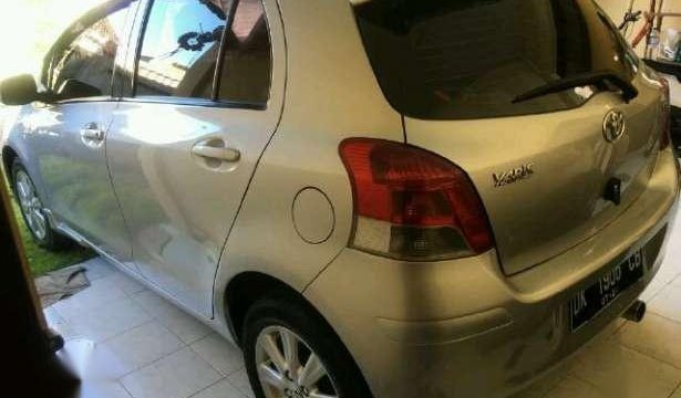 Harga Mobil Yaris E Matic 2010. Yaris e matic 2010 silver 1568511