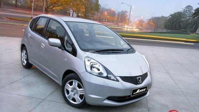 Kelebihan Dan Kekurangan Mobil Yaris 2010. Kelebihan Dan Kekurangan Honda Jazz 2010