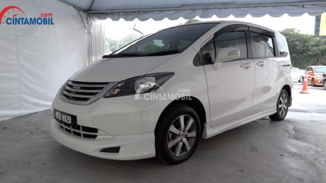 Harga Dan Spesifikasi Honda Freed. Harga Honda Freed 2010, Spesifikasi Dan Review Lengkap