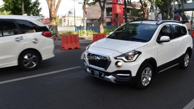 Datsun Go Cross Versi Crossover Si Mobil Murah. Review Datsun Cross CVT 2018: Crossover 7-seater Sarat Fitur