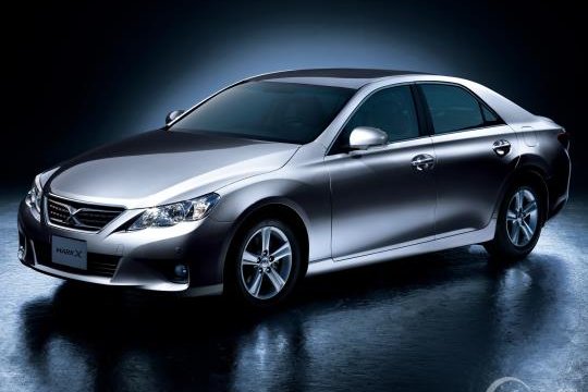 Spesifikasi Toyota Mark X. Review Toyota Mark X 2012, Saudara Toyota Camry Yang Dijual