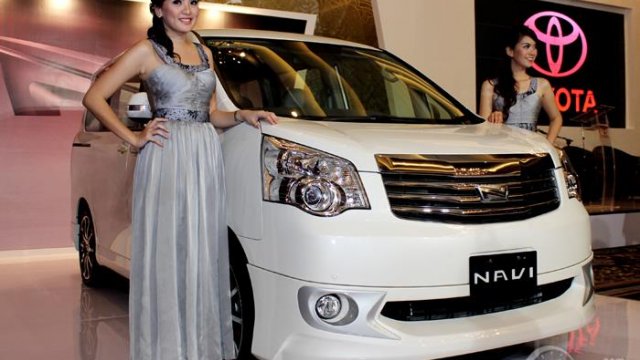 Cara Melipat Kursi Belakang Crv 2012. Review Toyota NAV1 2012