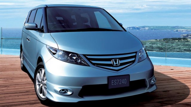 Kelebihan Dan Kekurangan Honda Elysion. Review Honda Elysion 2004: The King of MPV Di Zamannya