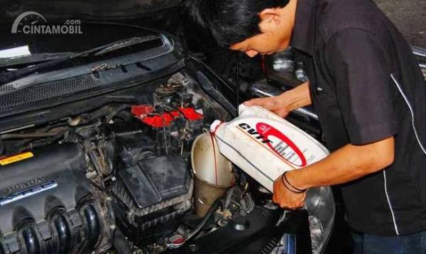 Cara Ganti Oli Matic Honda Hrv. Kapan Waktu Yang Tepat Untuk Melakukan Penggantian Oli CVT?