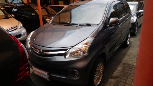 Harga Jual Mobil Xenia R Deluxe 2012. Jual mobil Daihatsu Xenia R Deluxe 2012 3855295