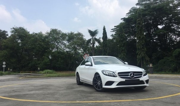 Harga Mobil Mercy C200. Perbandingan Harga Mobil Mercy C200 Terbaru 2019 vs Bekas