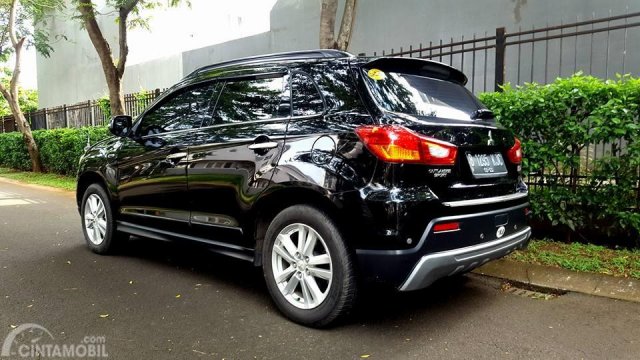 Kelebihan Dan Kekurangan Mitsubishi Outlander. Sekarang Harganya Murah Seperti LCGC, Ini Dia Kelebihan Dan