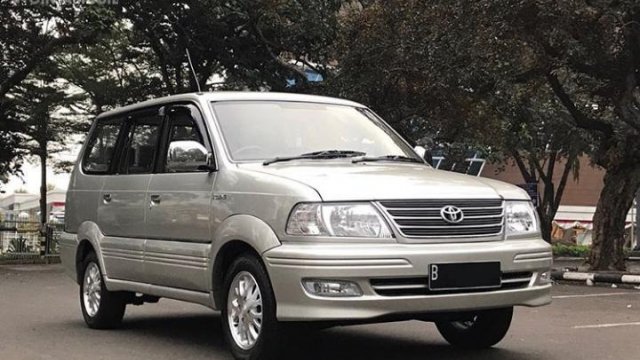 Kijang Krista Vs Innova. Review Toyota Kijang Krista 2003