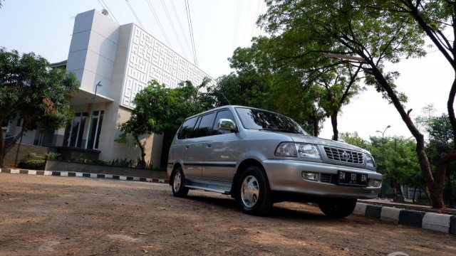 Mesin Kijang Kapsul Bensin. Review Toyota Kijang LGX 2.0L EFI 2000: Mesin Baru untuk Varian