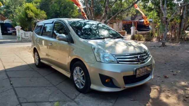 Harga Grand Livina 2007 Jogja. Mobil Nissan Grand Livina 2007 XV terbaik di DIY Yogyakarta