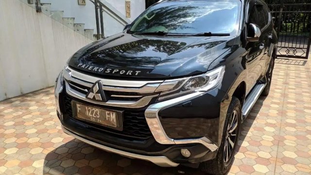 Harga Pajero Sport 2016 Bogor. Jual Mobil Bekas Mitsubishi Pajero Sport Dakar 2016 di Bogor