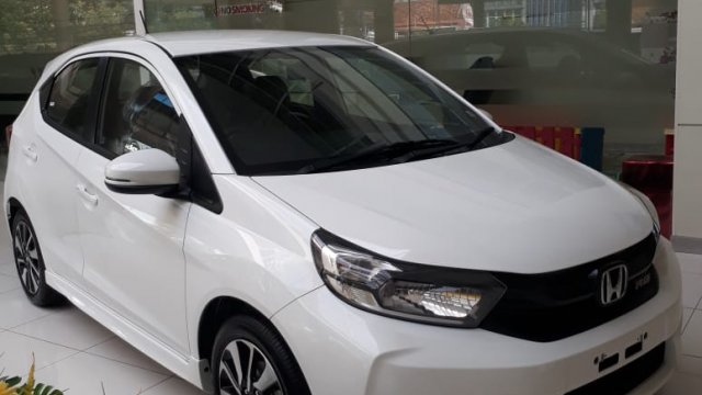 Harga Mobil Honda Brio Purwakarta. harga honda brio purwakarta, promo honda brio purwakarta, kredit