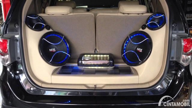 Harga Paket Audio Mobil. Mengenal Paket Audio Mobil Terbaik Beserta Aliran Modifnya