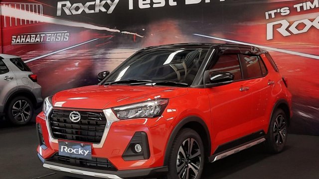 Varian Warna Daihatsu Rocky. Ini Lho Warna Daihatsu Rocky yang Paling Diminati Konsumen