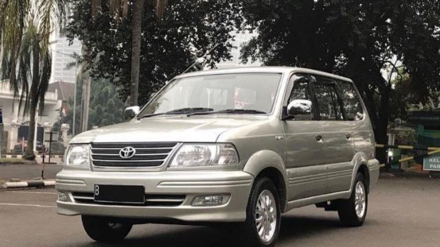 Bikin Irit Kijang Kapsul Karburator. Toyota Kijang Kapsul Ingin Irit BBM? Coba Ikuti Tips Ini