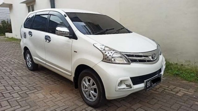 Berapa Harga Avanza Tahun 2015. Toyota Avanza 2015