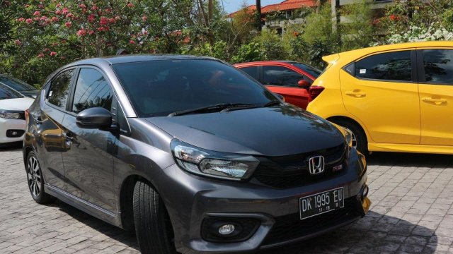 Variasi Honda Brio Satya. Konsep Modifikasi Simple Honda Brio Abu, Cocok Buat Keseharian