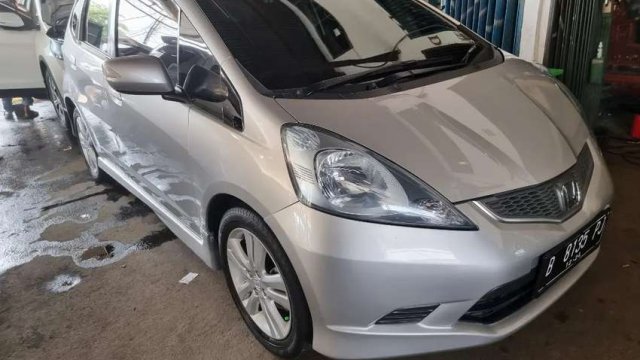 Harga Kredit Honda Jazz Bekas 2009. Honda Jazz 2009