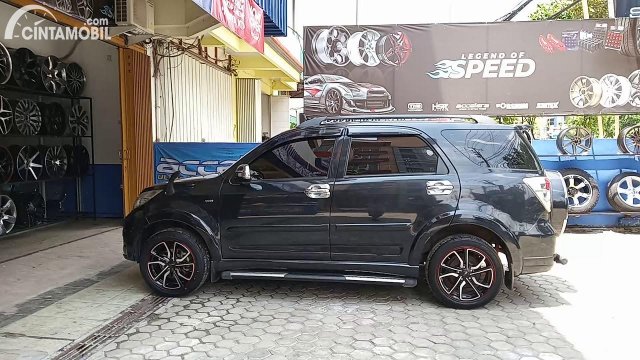 Toyota Rush Off Road. Modifikasi Toyota Rush Bergaya Sporty Hingga Off Road