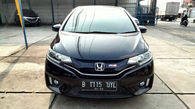 Harga Honda Jazz 2015 Manual Bekas. Honda Jazz 2015