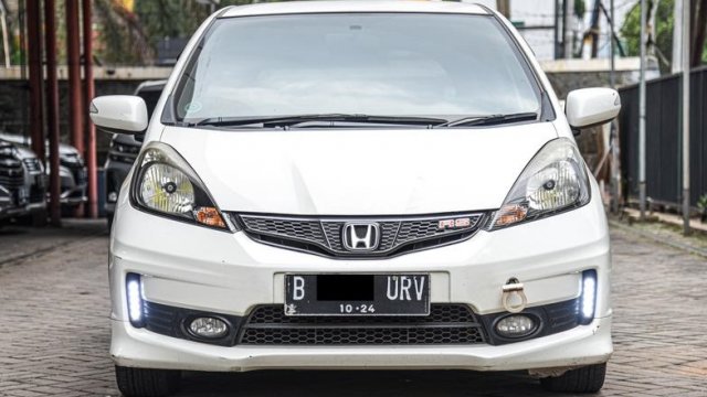 Harga Mobil Bekas Honda Jazz 2014 Jakarta. Mobil Jazz 2014 bekas