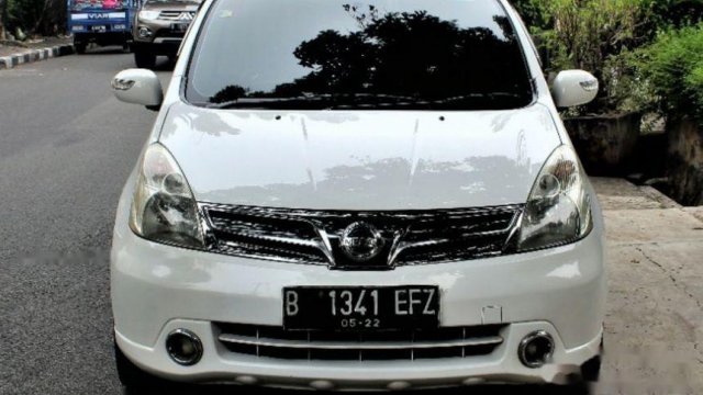 Harga Mobil Nissan Grand Livina Xv 2012. Nissan Grand Livina 2012
