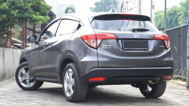 Harga Honda Hrv Tahun 2015. Harga Honda HR-V 2015 Bekas November