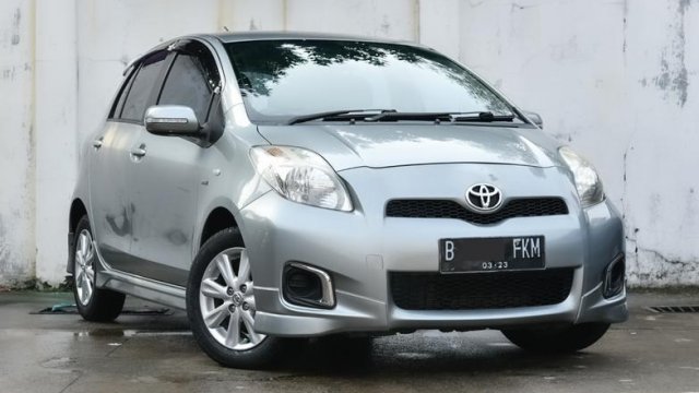 Harga Toyota Yaris Bekas Tahun 2013. Harga Toyota Yaris bekas 2013 November 2021