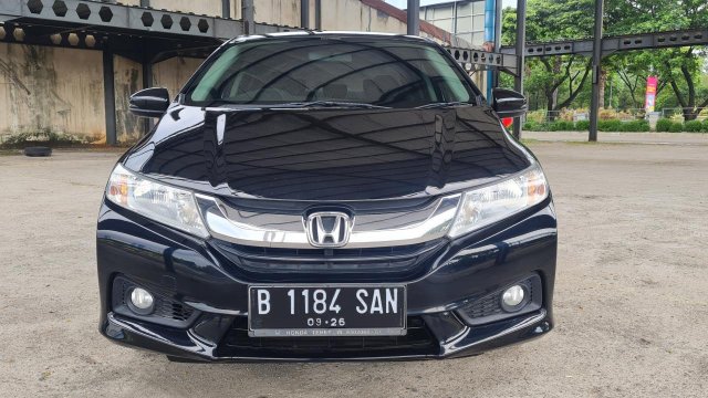 Harga Mobil Honda Jazz Bekas Tahun 2004. Harga mobil Honda Jazz 2004 bekas Desember 2021