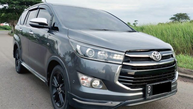 Harga Innova Venturer Diesel. Mobil Venturer Bekas