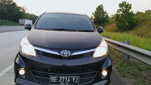 Harga Mobil Second Avanza 2015. Toyota Avanza 2015