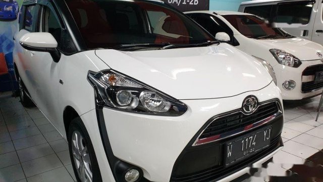 Harga Mobil Honda Yaris. Toyota Yaris bekas