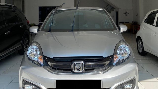 Harga Mobil Bekas Brio Matic. Mobil Brio 2018 bekas