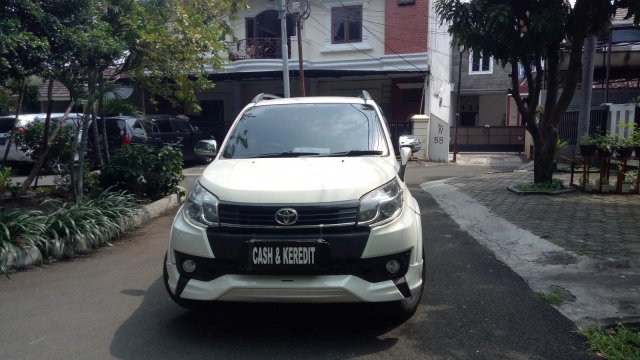 Harga Toyota Rush 2015 Trd Sportivo Manual. Jual beli Toyota Rush 2015 bekas murah di Indonesia