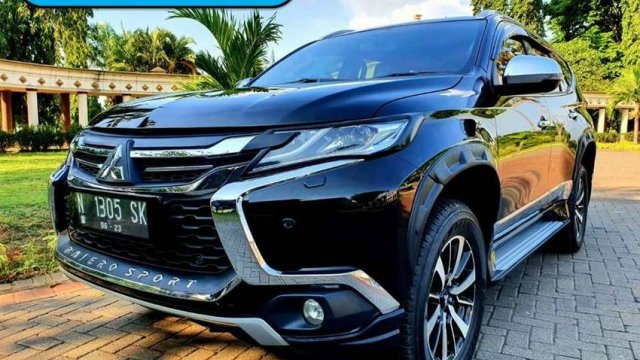 Pajero Sport Bekas Jawa Timur. Jual mobil Mitsubishi Pajero Sport Dakar 4x2 AT 2018 bekas, Jawa