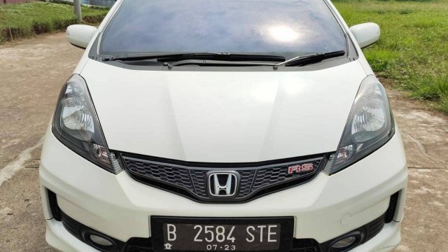 Harga Jazz Rs 2013 Matic. Jual beli Honda Jazz 2013 bekas murah di Cintamobil